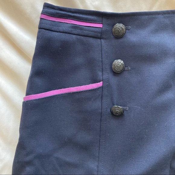 Brooks Brothers navy mini skirt with front pockets & purple trim - Picture 7 of 13